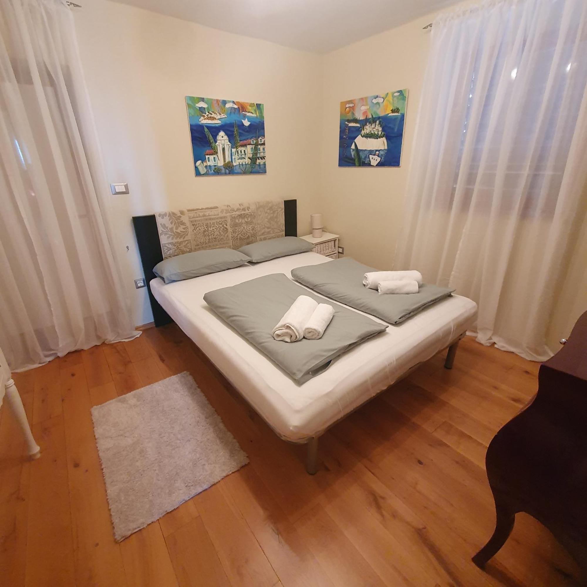 Apartman Neda Jablanac Eksteriør billede