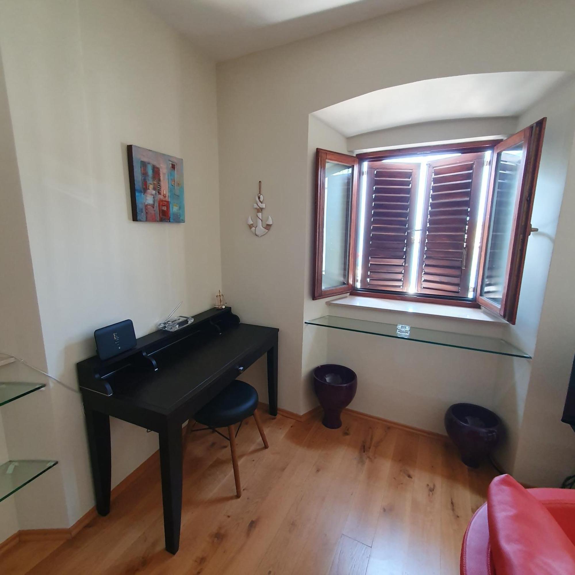 Apartman Neda Jablanac Eksteriør billede